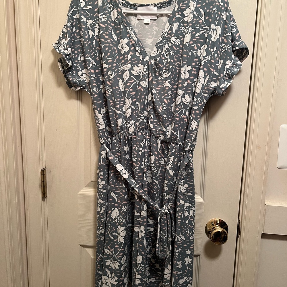 French Grey Gray and White Flutter Sleeve V-Neck Midi Sundress